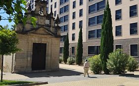 Kiana Mirador Sherry, parking gratis